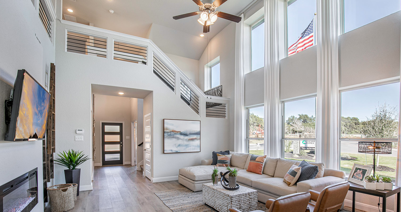 SATX-chesmarhomes-Lincoln-MODEL-Slider-01.jpg