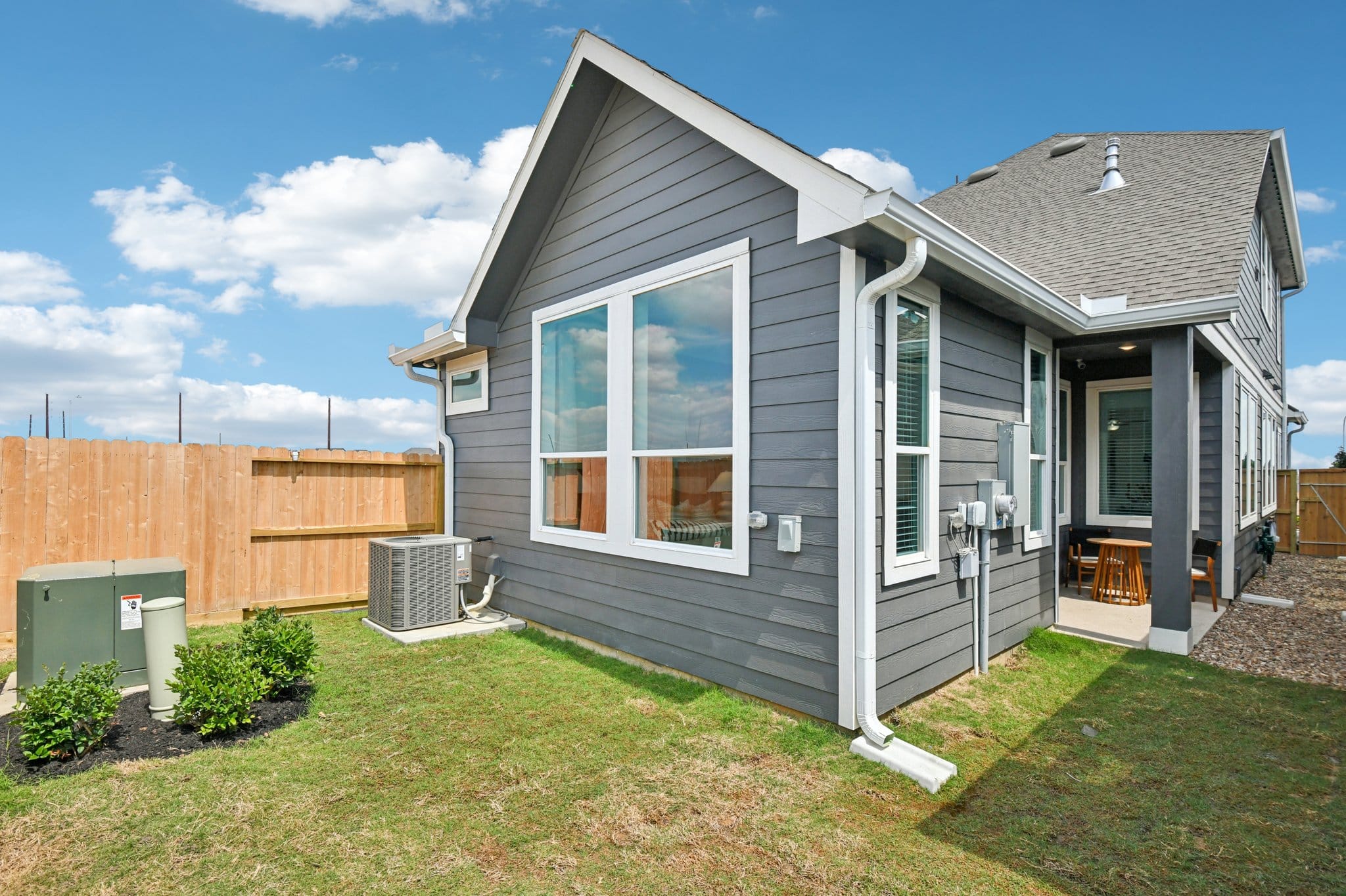 39-web-or-mls-Jolly-Dawn-Dr-S3103-039.jpg
