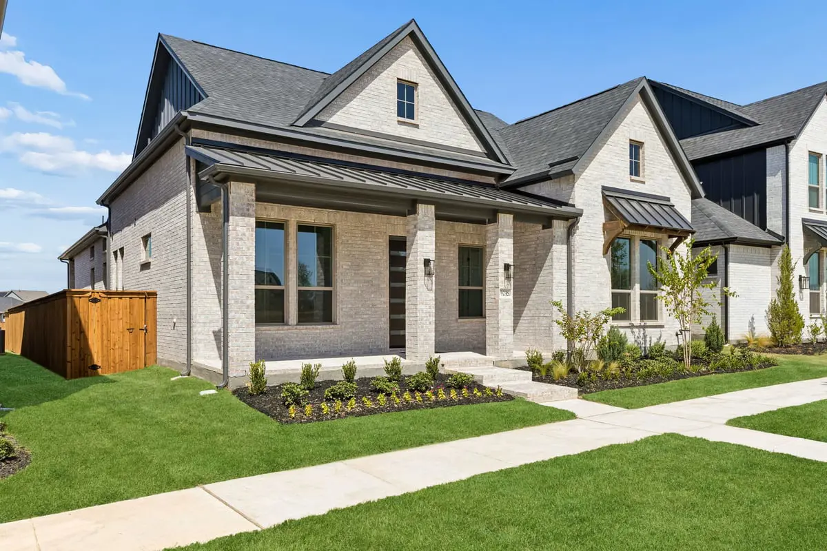Tacoma at 9235 Cardinal Flower Street, Frisco, Texas: photo 2